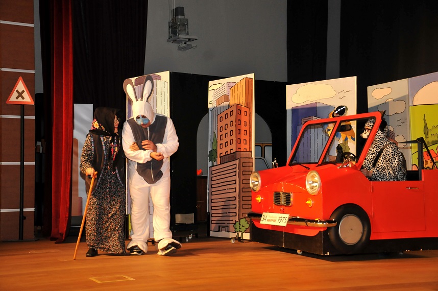 Bıdık ile Köpük Trafikte