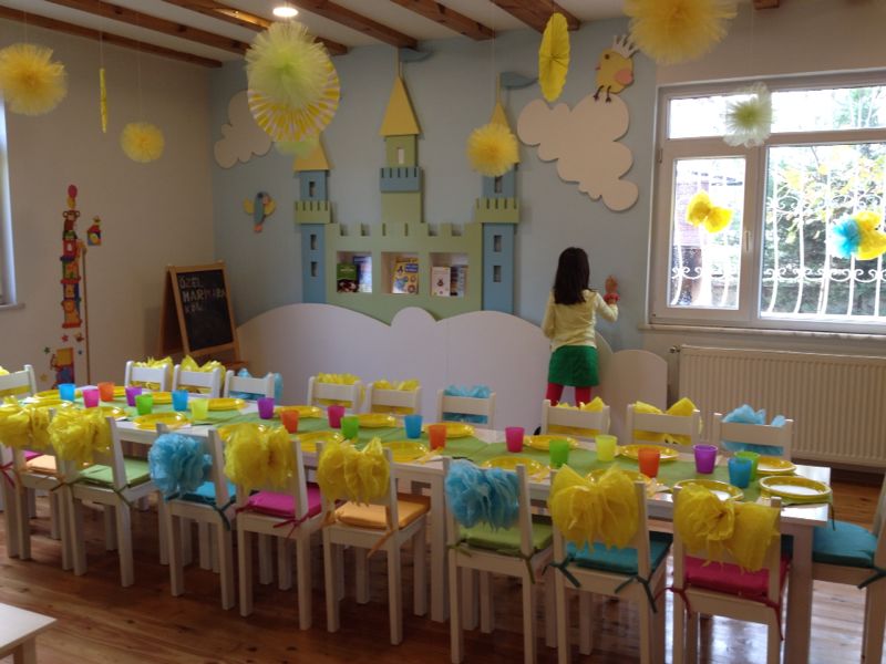 Mutlu Krallık Yaz Okulu