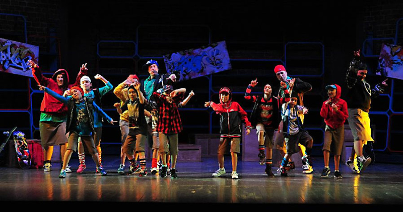 Kitap Kurdu ile Can Haylazlara Karşı