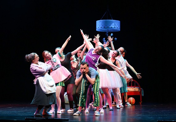 Zorlu Çocuk Tiyatrosu “Karton Şehir” Oyunu