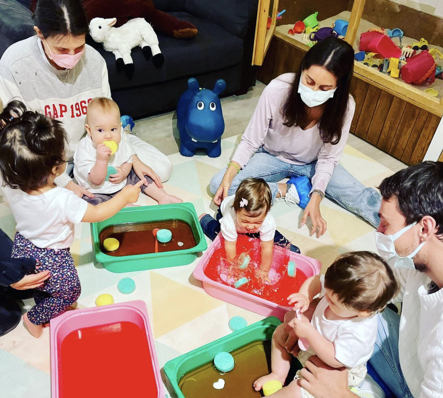 Mombie Fun Food Friends